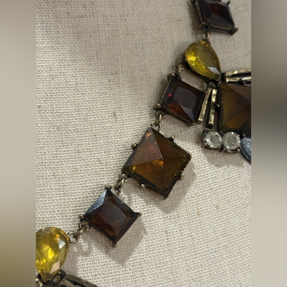 Vintage Sohi Denise gold costume statement necklace with yellow and brown stones - Picture 11 of 14